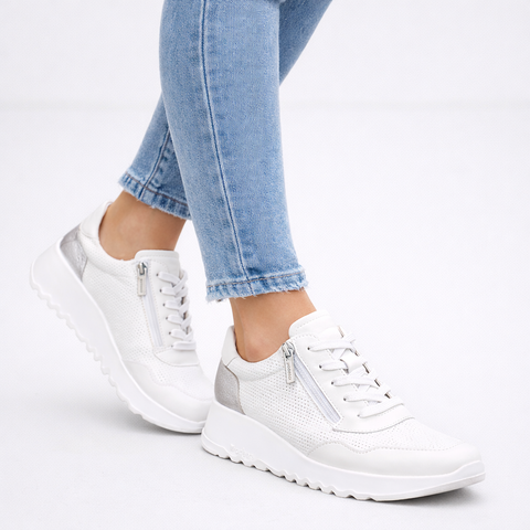 Wonders E6771 White Zip Trainers