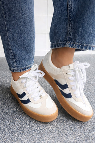 Meline White 10-SBT Leather Trainers