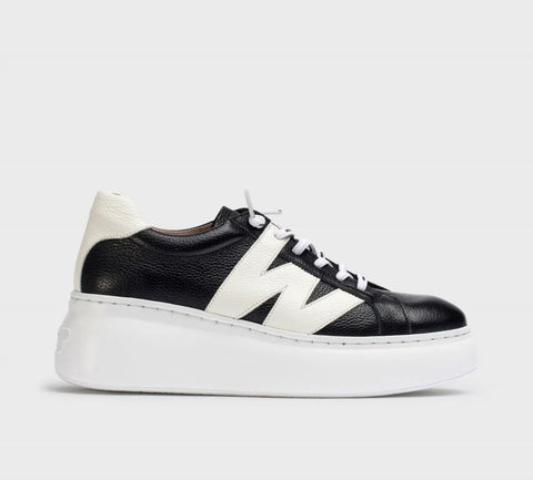 Wonders A2660 Black & Cream Trainers