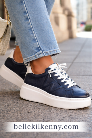 Wonders A2650 Navy/White Trainers