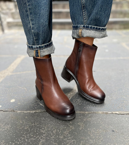 Paula Urban Brown Leather Boots
