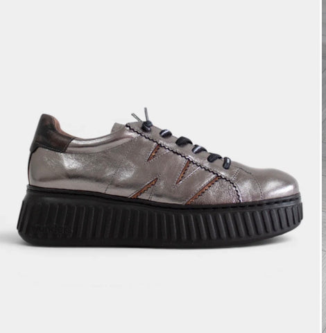 Wonders A-5201 Pewter Trainer