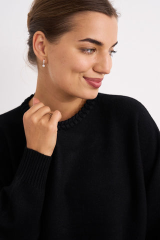 Black Hally Knit
