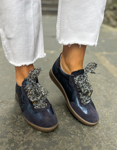 Meline Navy Trainers
