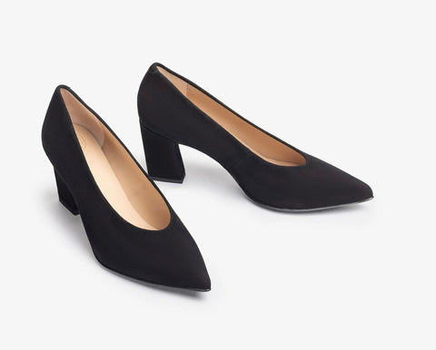 Unisa Black Suede Pumps